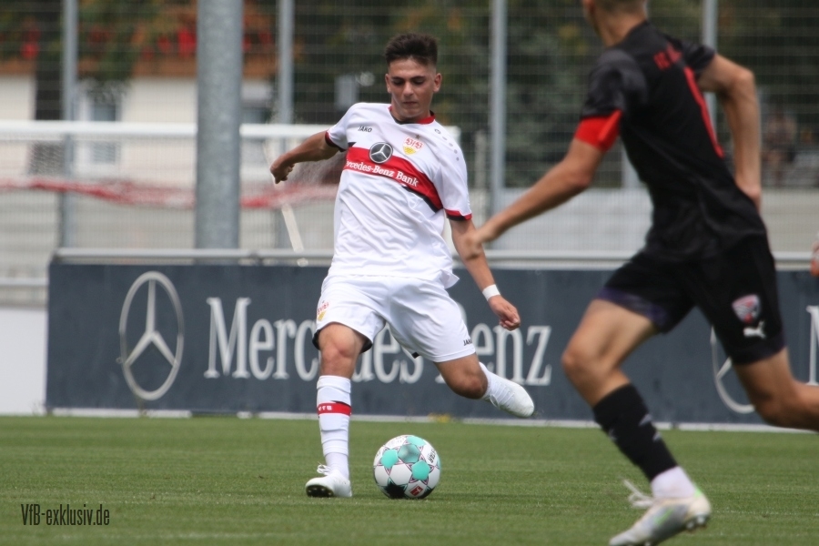 vfb150821115