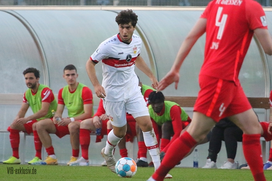 vfb13042221