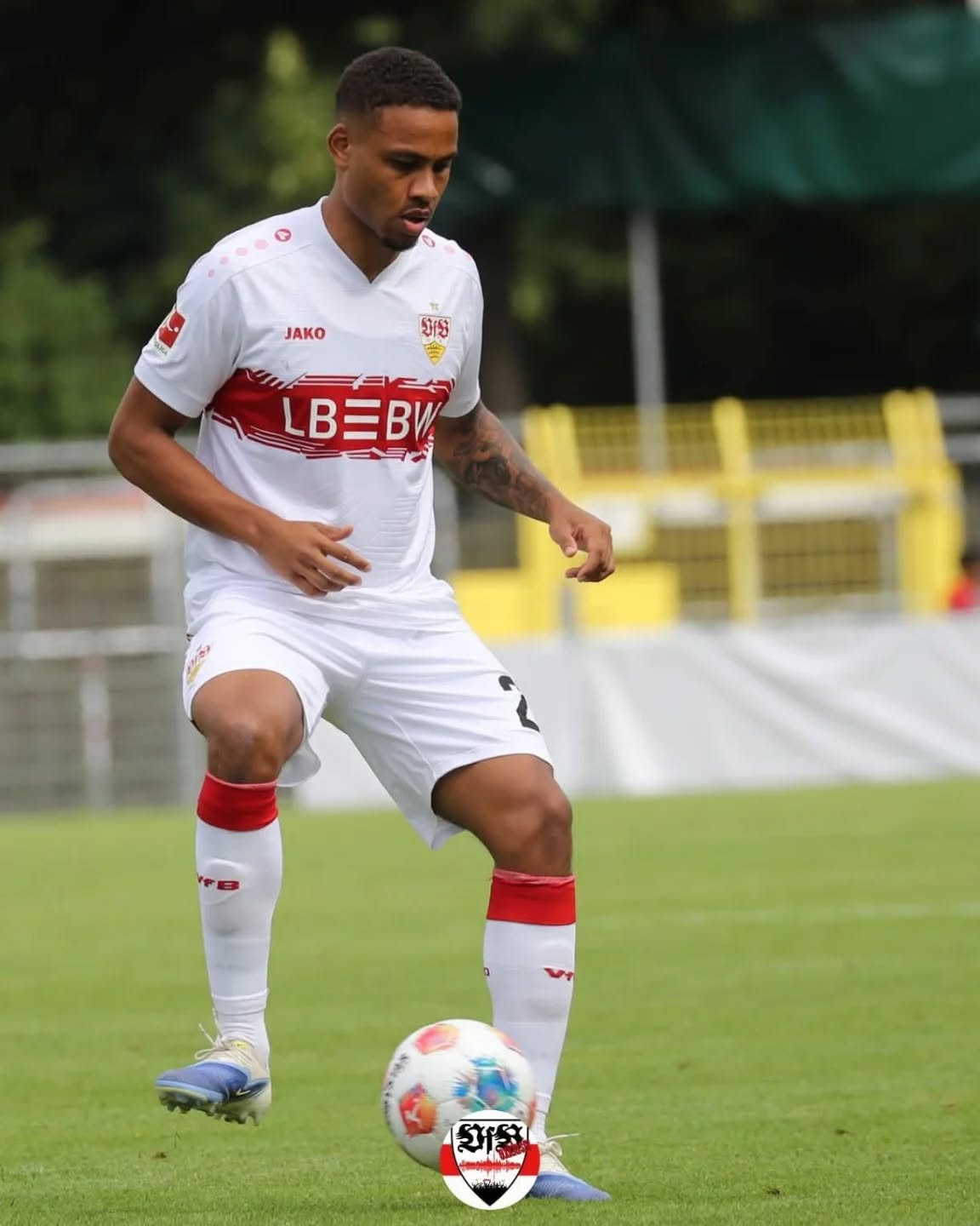 Die guten Leistungen zuletzt von Nikolas Nartey haben ihm zum ersten Mal eine Berufung für die dänische Nationalmannschaft beschert.