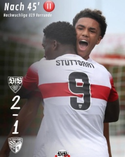 Die U19 führt zur Pause