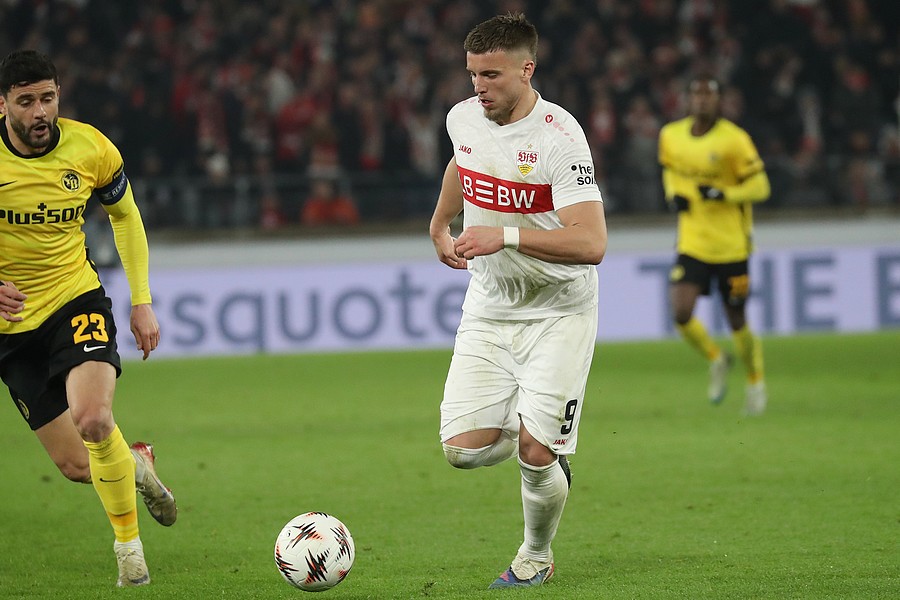 Für Demirovic wird die Stimmung im Celtic Park zu groß gemacht und verweist auf die eigene Arena