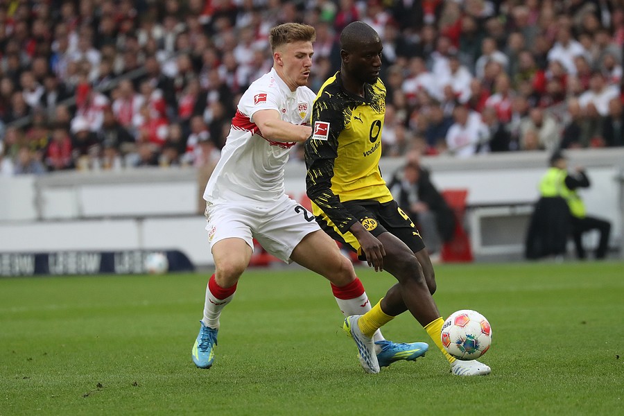 Dortmund hat dem Druck standgehalten und ist am Ende das glücklichere Team – was Hoeneß kritisiert