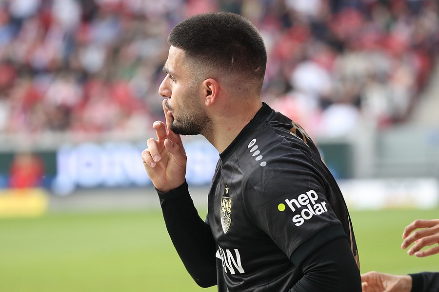 Vom “Dauerthema” zum Matchwinner – Deniz Undav schießt Deutschland in die nächste Runde und was nun, Herr Nagelsmann?