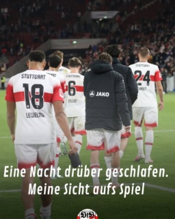 Liebe VfB-Fans, eine Nacht drüber geschlafen und ich sag einfach mal willkommen im Abstiegskampf. Wir haben gestern ein Duell gegen die direkte Konkurrenz verloren, daheim, nach früher Führung gegen einen Gegner, der noch nicht einen Zähler auf dem Konto hatte. Ich kann das auch heute noch nicht richtig greifen. Mir fehlen da irgendwie noch immer die Worte, wie man nach einem guten Auftritt wenige Tage zuvor und nach nem Start, der absolut das versprochen hat, was jeder der es mit dem VfB hält und wahrscheinlich auch mit Gladbach, genau so erwartet hat.
Was dann aber passiert, geht einfach nicht. Schon der Ausgleich war ein No-Go, sich das Ding aber komplett nehmen zu lassen, einfach nur Wahnsinn.
Der Trainer und wenn ich die Kommentare in den Socials lese, steht für mich überhaupt nicht zur Diskussion. Der Trainer hat nach dem Spiel die richtigen Worte gefunden. JEDER muss mehr dafür tun, um wieder Spiele zu gewinnen. JEDER muss das erkennen. Er spricht von großen Warnschuss. Ich spreche damit Sebastian Hoeneß sicher nicht frei, auch er macht nicht alles richtig. Aber wenn es einer wieder hinbekommt, dann traue ich das ihm zu. Es kann nach all der erfolgreichen Zeit doch nicht nach der ersten Krise sein, dass man seinen Stuhl fordert. Natürlich ist Fussball schnelllebig und es zählt nur die Gegenwart, das ist mir auch klar. Aber ich kenn gerade keinen besseren und ich kann und will mir keinen anderen auf der Trainerbank vorstellen. Die Spieler stehen auf dem Rasen und haben die erste Verantwortung, solche Spiele zu ziehen.
Ich will auch eigentlich gar nicht auf einzelne Spieler eingehen. Jeder hat hier gestern seinen Anteil gehabt. Und ich seh es ähnlich wie Hoeneß. Wenn man nicht ins Rollen kommt und meint nach ner Führung läuft es gegen nen Gegner, der danach sichtlich verunsichert war, vollends von selbst, der muss allerspätestens nach dem Ausgleich, anders aus der Kabine kommen. Die Fähigkeiten sind vorhanden, jetzt ist es ne Kopfsache. Euch, auch wenn es schwer fällt, ein schönes Wochenende. Gruß Jens ⚪🔴